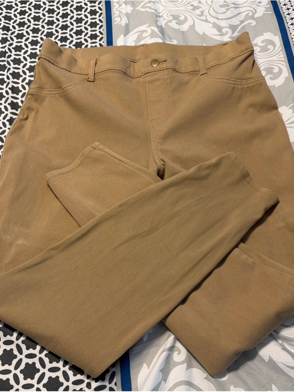 Casual Stretch Pants in Camel